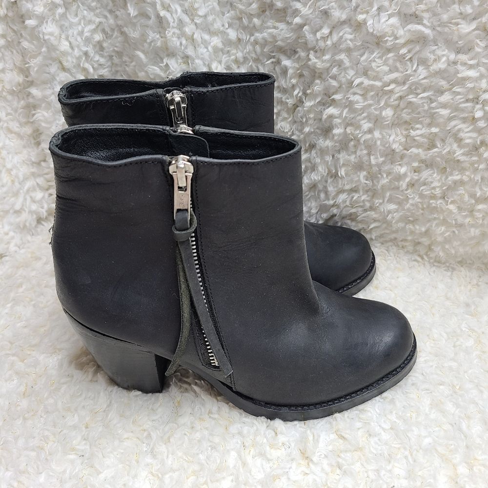 Bianco Footwear Black Leather Ankle Boots sz 37